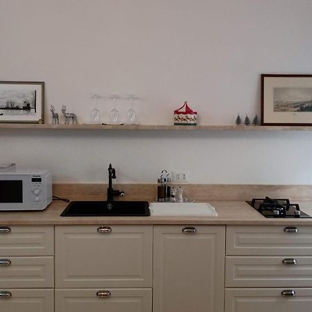 Casa Renova, Intero Appartamento, 2 Camere, Max 4 Ospiti, Trieste Zona Storica 外观 照片