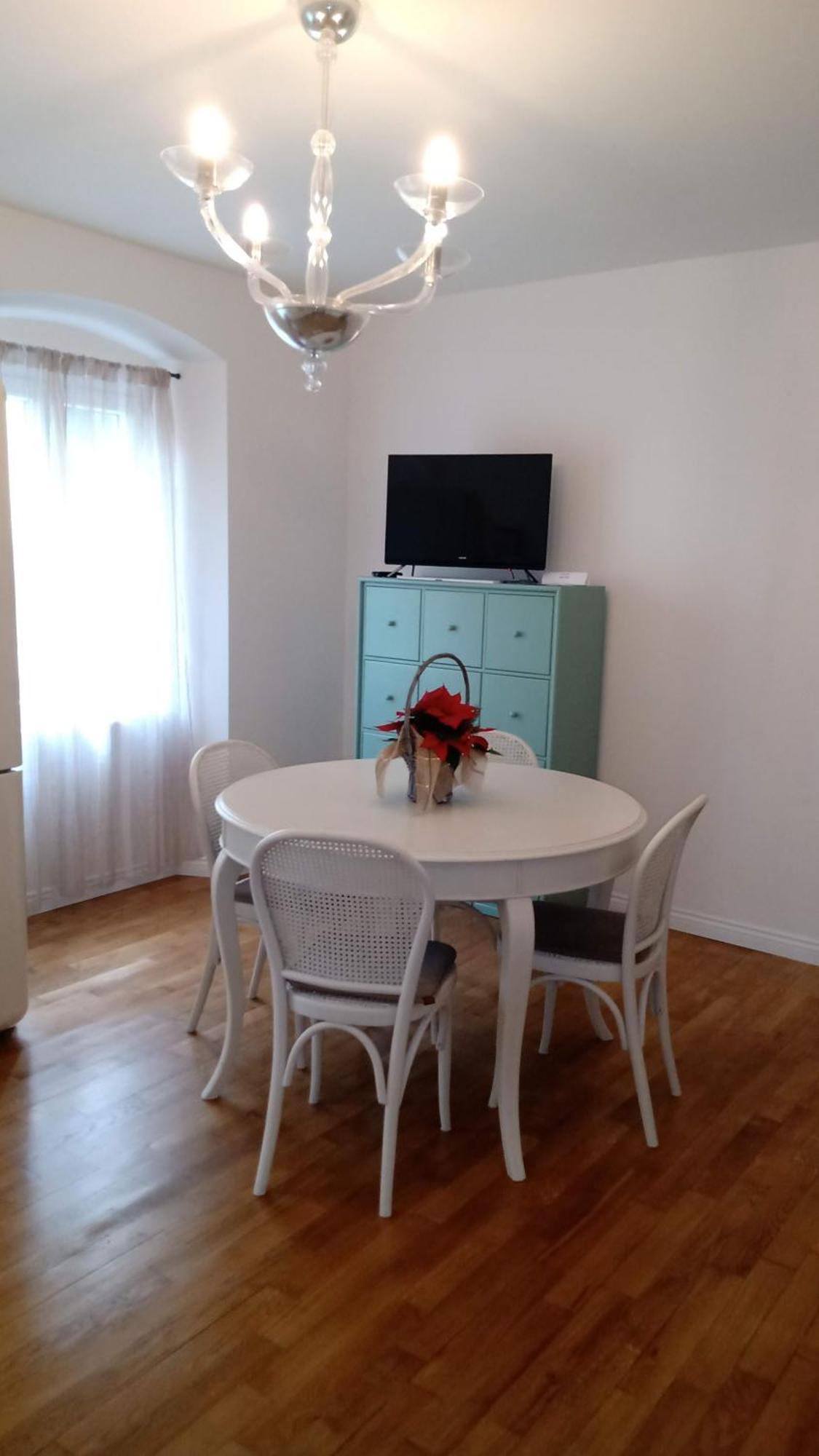 Casa Renova, Intero Appartamento, 2 Camere, Max 4 Ospiti, Trieste Zona Storica 外观 照片