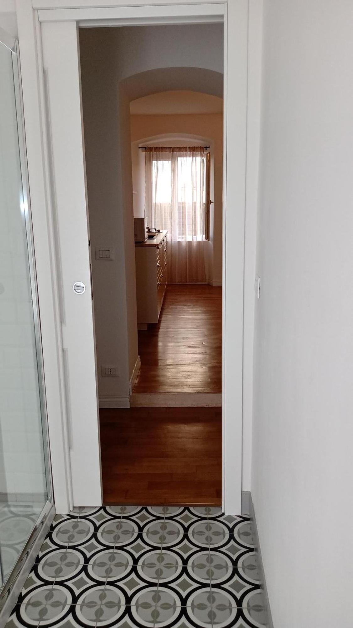 Casa Renova, Intero Appartamento, 2 Camere, Max 4 Ospiti, Trieste Zona Storica 外观 照片